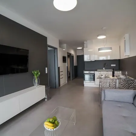 Pr1Mo Apartmanok Balatonlelle Exterior photo
